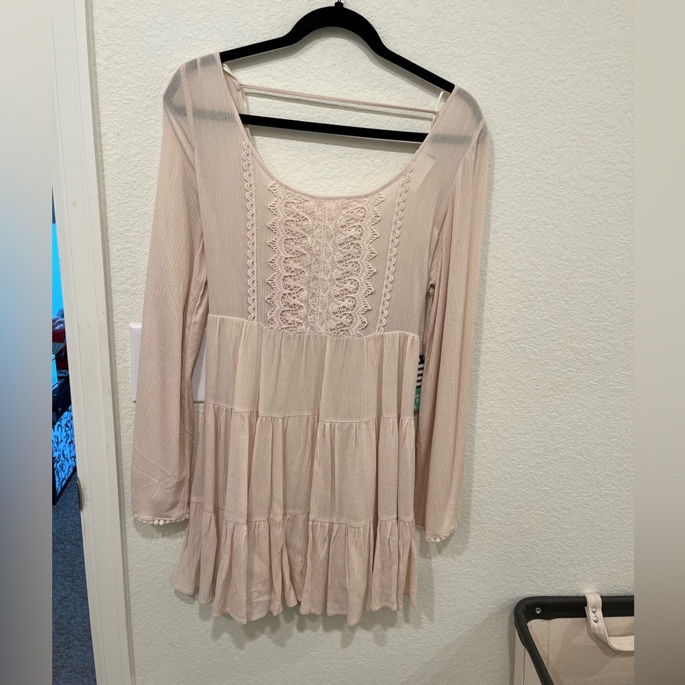 Elegant Cream Long Sleeve Dress